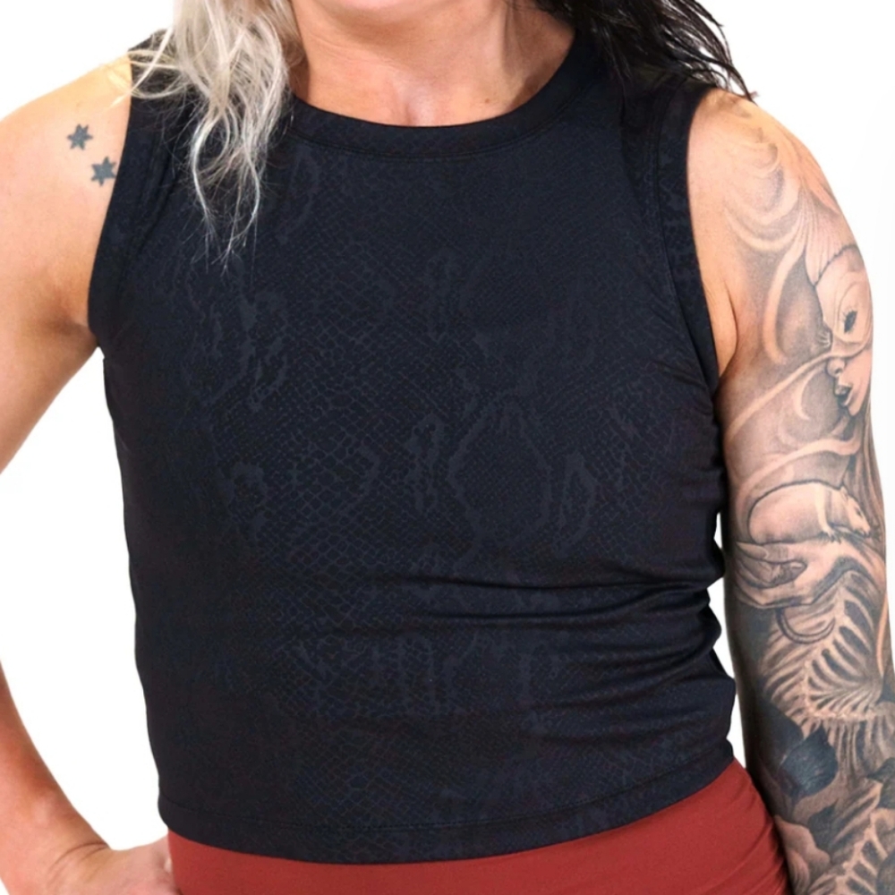 Fitted Crop Top Cold Blooded
